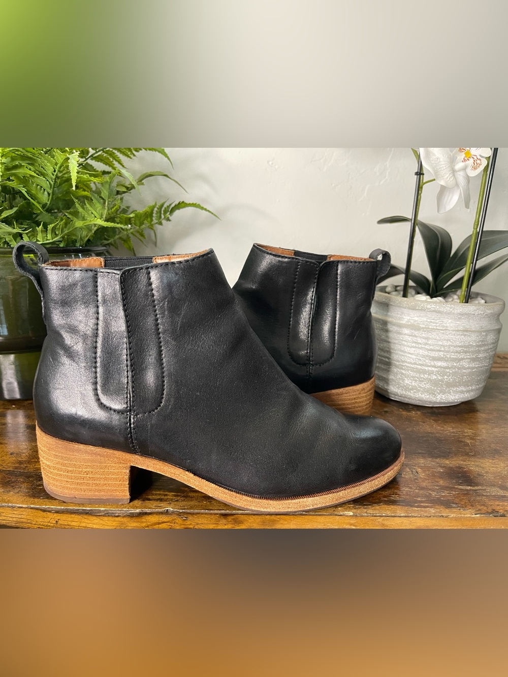 Kork-Ease Black Leather Mindo Booties - Women 9M